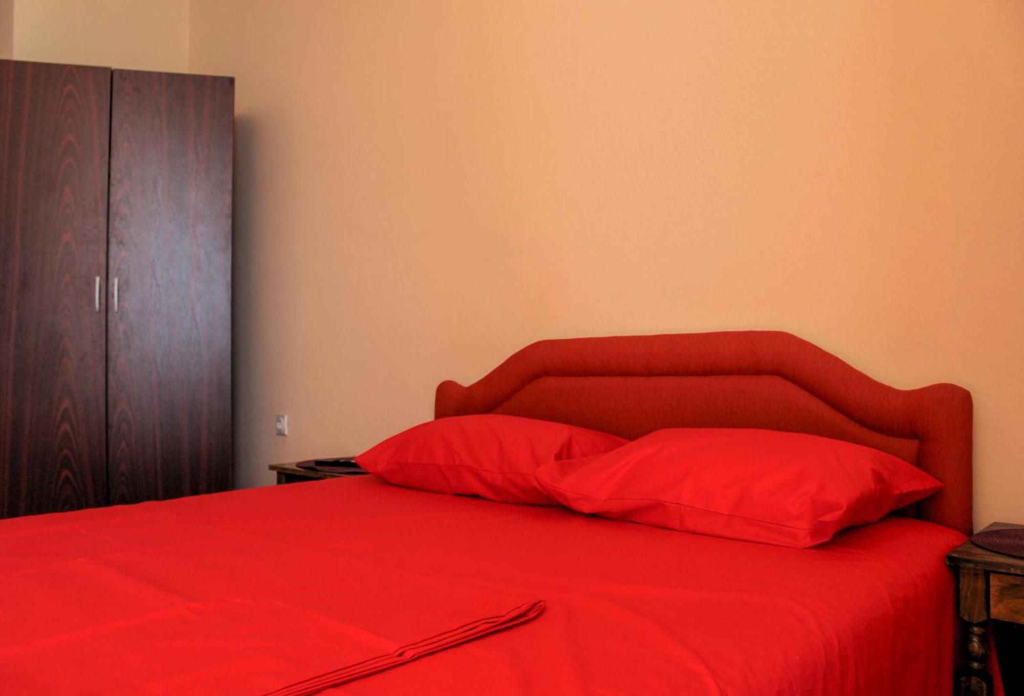 Apartments Olga Ulcinj Exterior photo